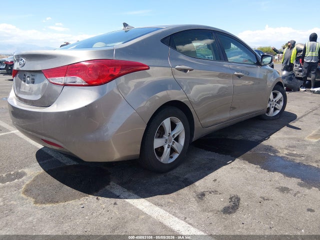 Hyundai ELANTRA Gls