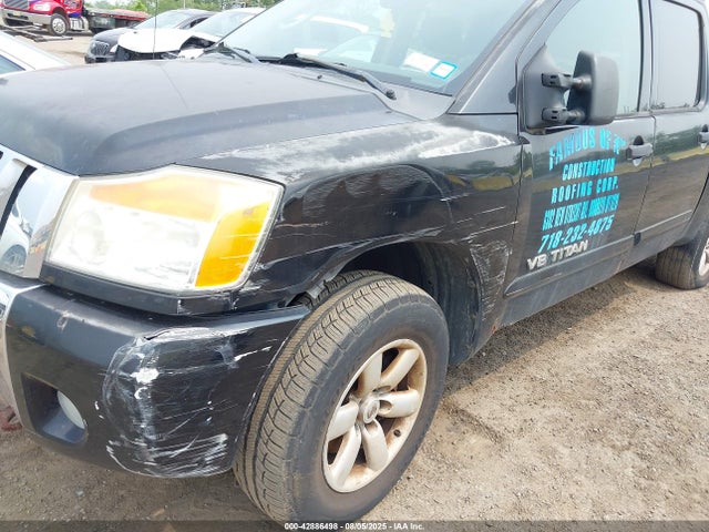 Nissan Titan Sv