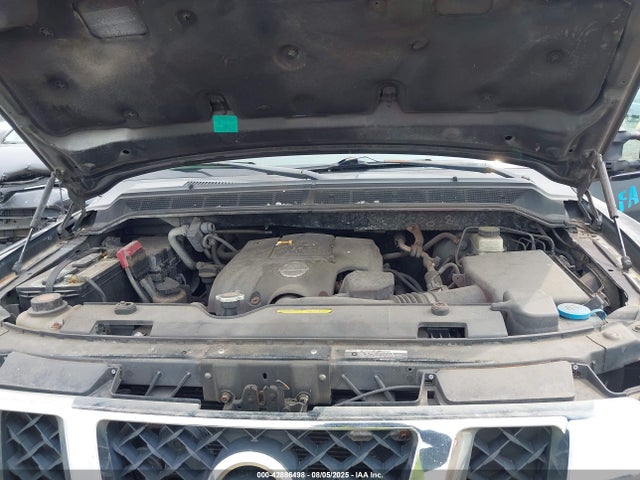 Nissan Titan Sv