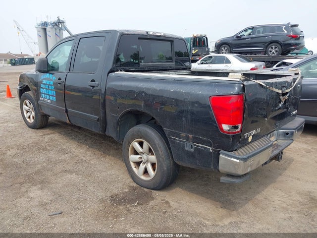 Nissan Titan Sv