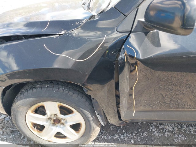 Toyota RAV4 Base V6