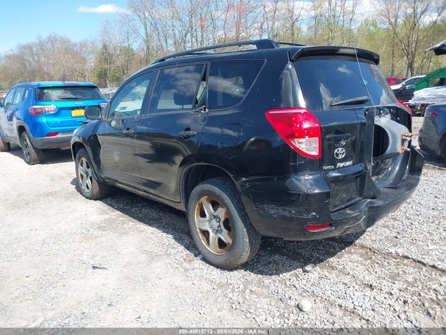 Toyota RAV4 Base V6