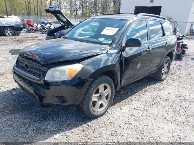 Toyota RAV4 Base V6