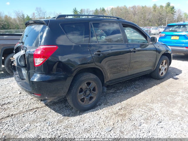 Toyota RAV4 Base V6