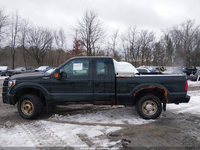 Ford F-250 Xl