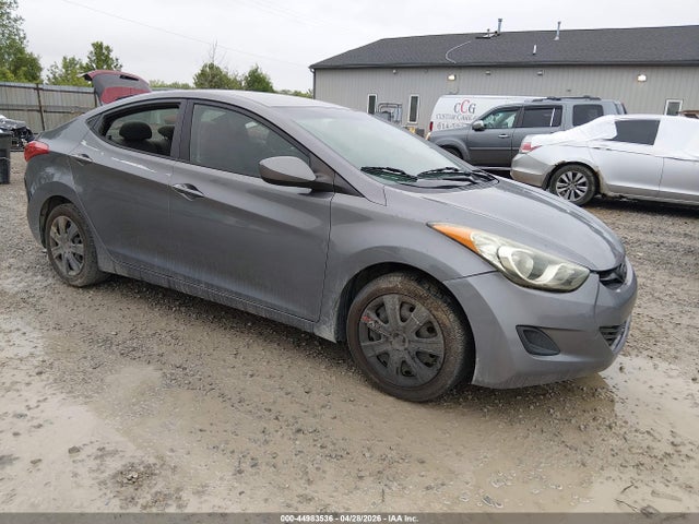 Salvage Hyundai ELANTRA Image