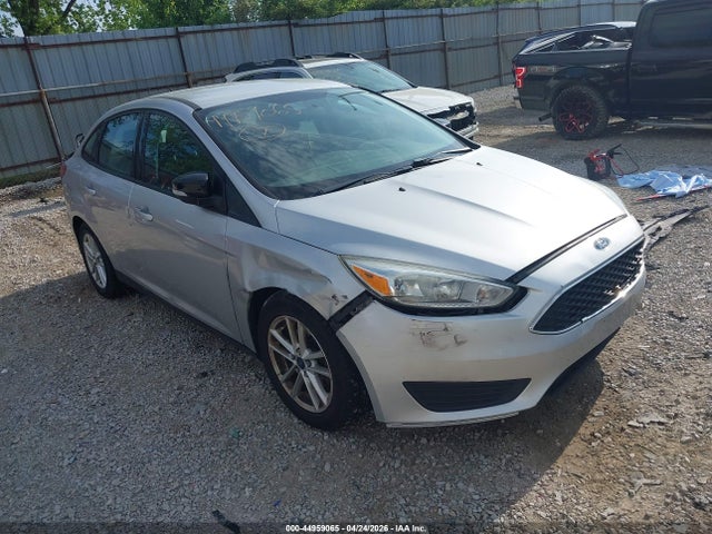 Salvage Ford Focus Image