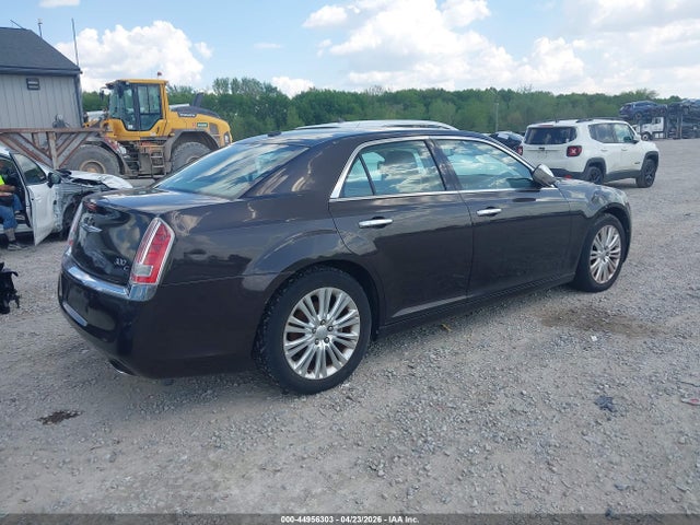 Chrysler 300c Awd