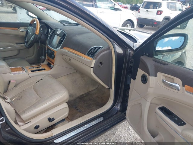 Chrysler 300c Awd