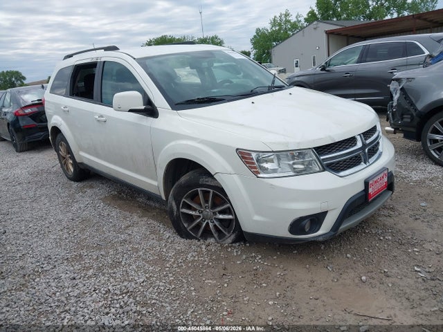Salvage Dodge Journey Image