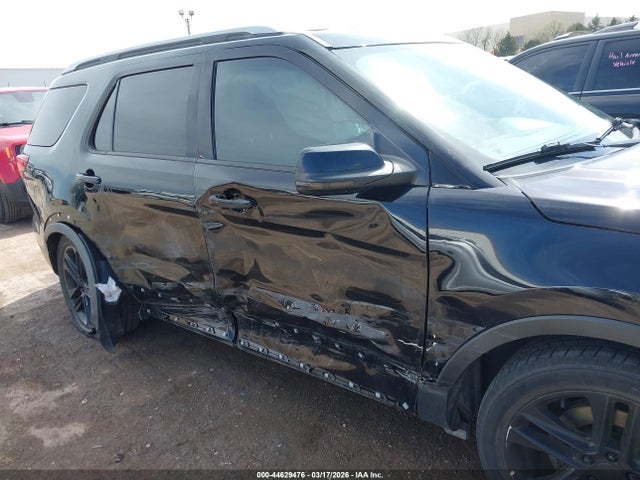 Ford Explorer Xlt