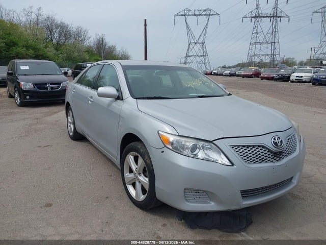 Salvage Toyota Camry Image