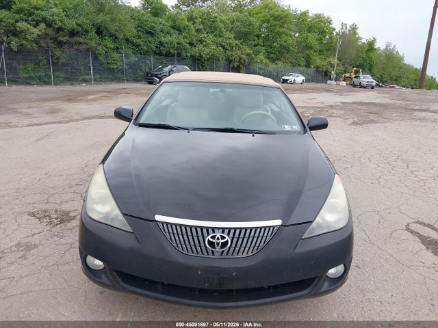 Toyota Camry Sle