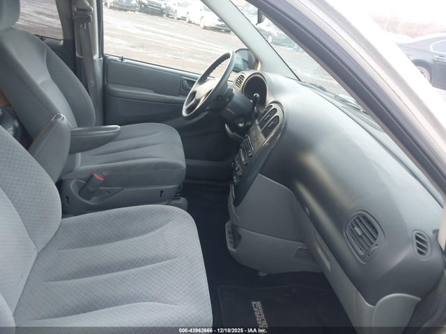 Dodge Caravan Sxt