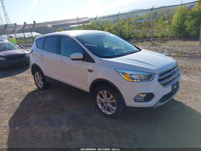 Salvage Ford Escape Image
