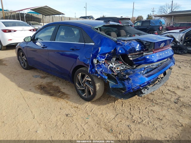 Hyundai ELANTRA Sel
