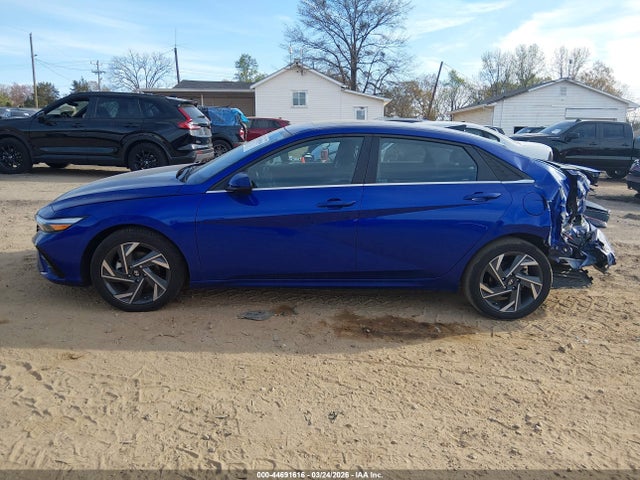 Hyundai ELANTRA Sel