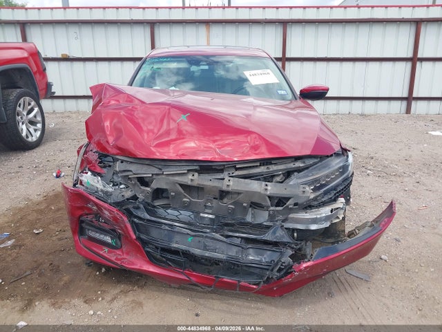 Honda Accord Touring 2.0t