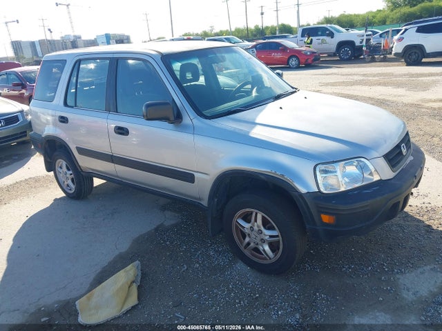 Salvage Honda CR-V Image