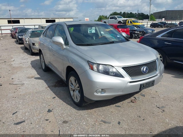 Salvage Lexus RX Image