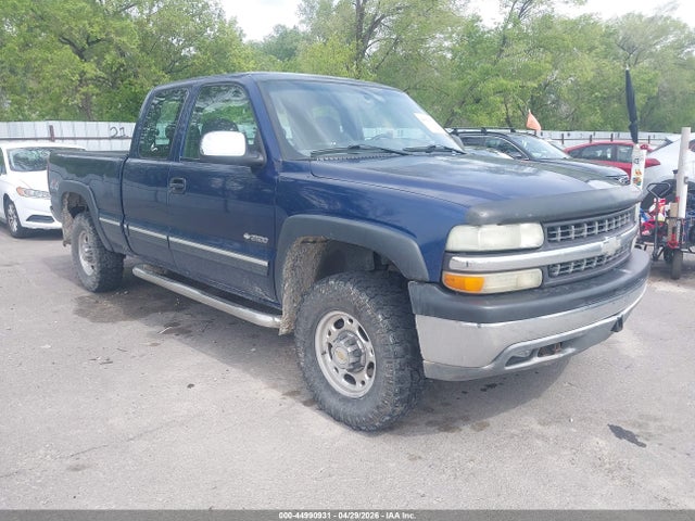 Salvage Chevrolet Silverado 2500 Image