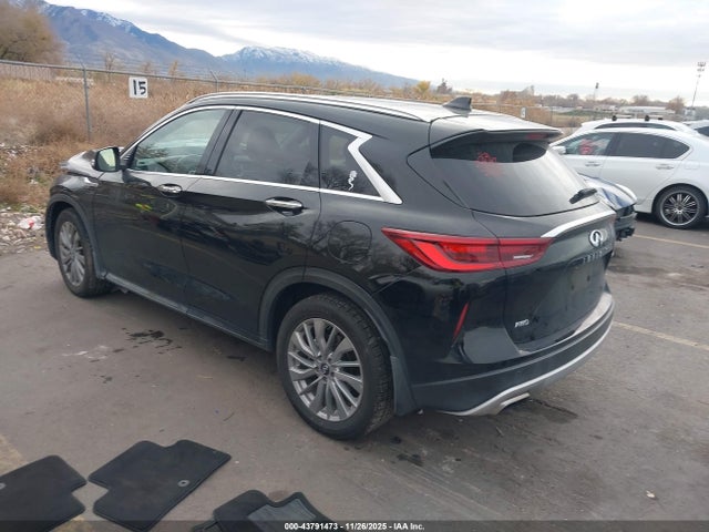 INFINITI Qx Luxe Awd