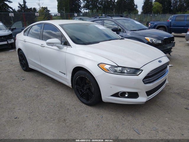 Salvage Ford Fusion Image