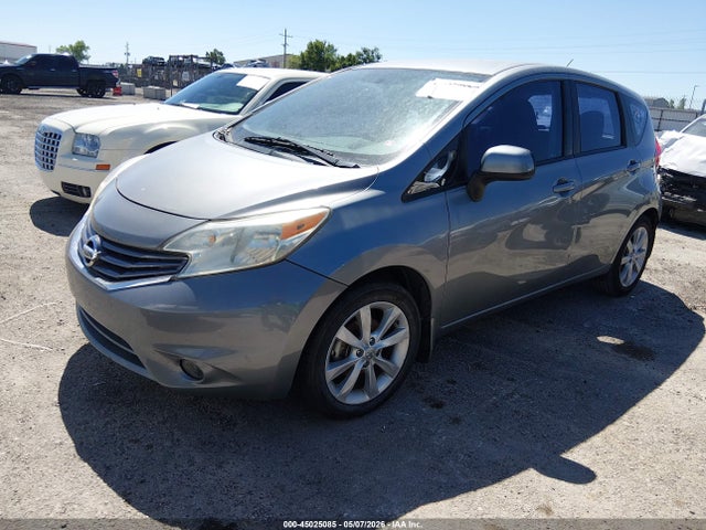 Nissan Versa Sv