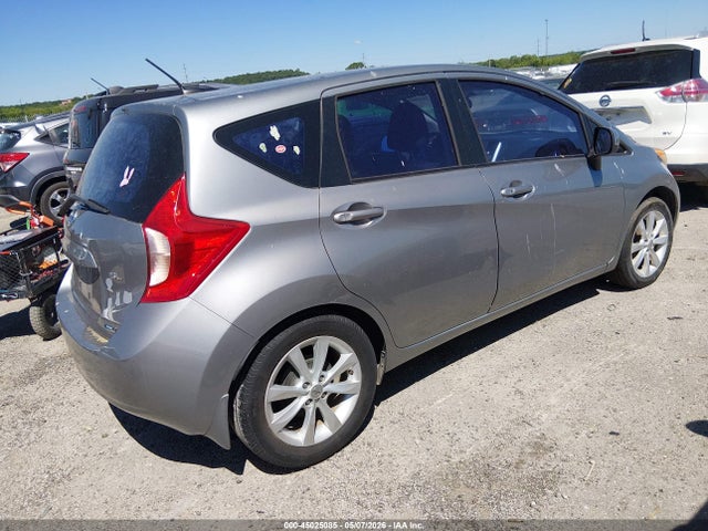 Nissan Versa Sv