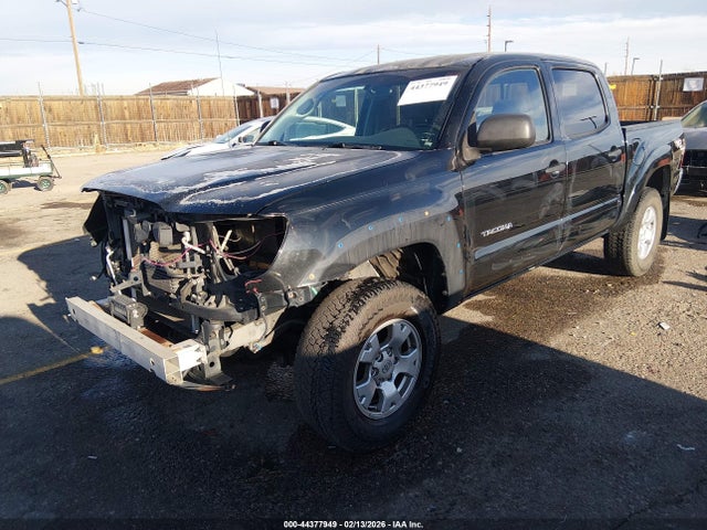 Toyota Tacoma Base V6