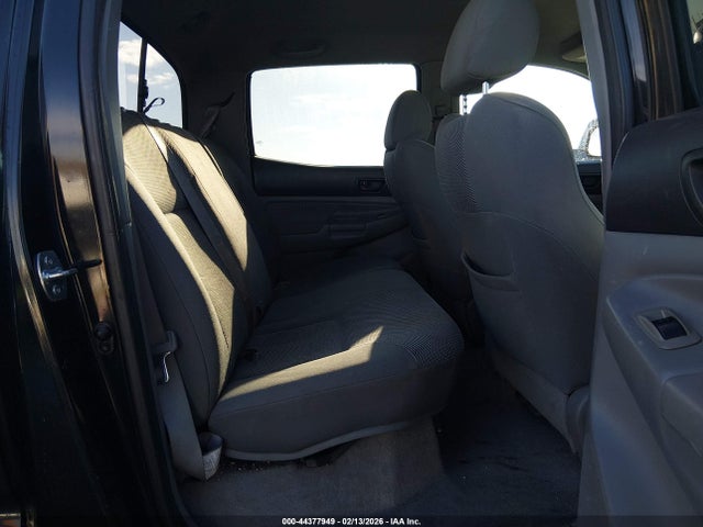 Toyota Tacoma Base V6