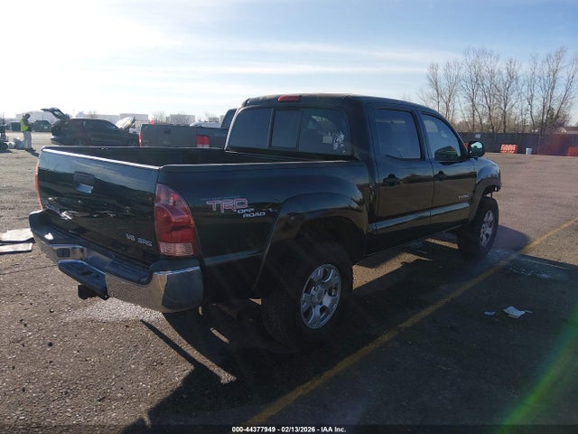 Toyota Tacoma Base V6