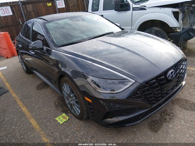 Salvage Hyundai SONATA Image