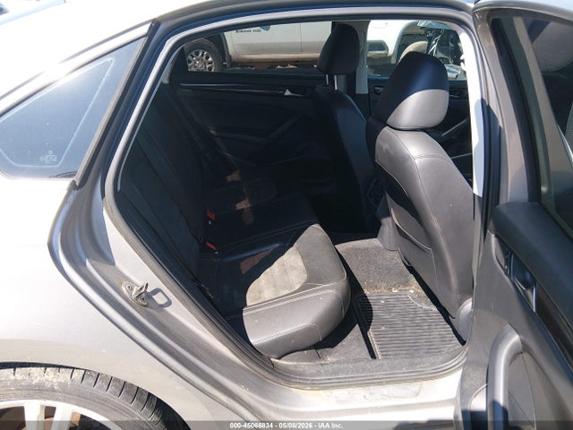 Volkswagen Passat 2.0l Tdi Sel Premium