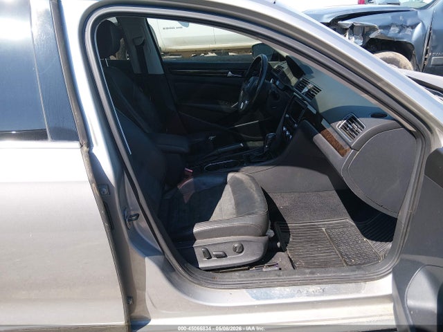 Volkswagen Passat 2.0l Tdi Sel Premium