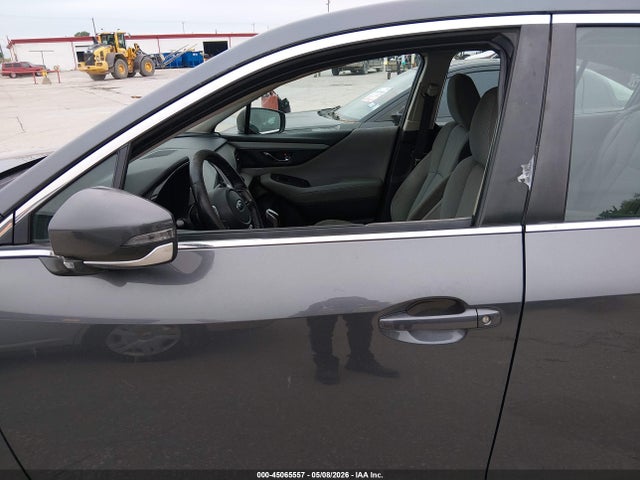 Subaru Legacy Premium
