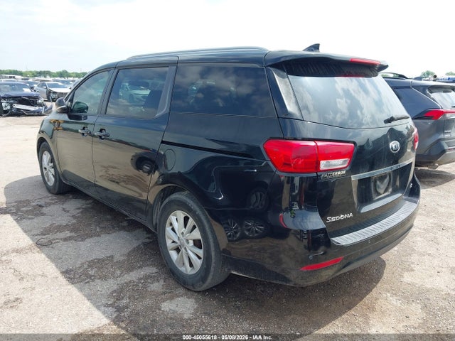 Kia Sedona Lx