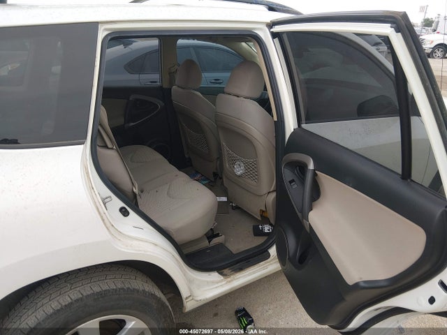 Toyota RAV4 Limited