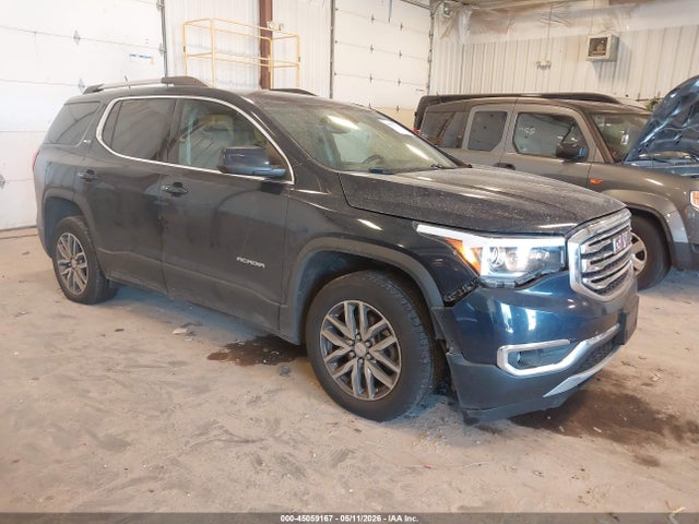 Salvage GMC Acadia Image
