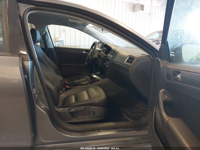 Volkswagen Jetta 1.8t Se
