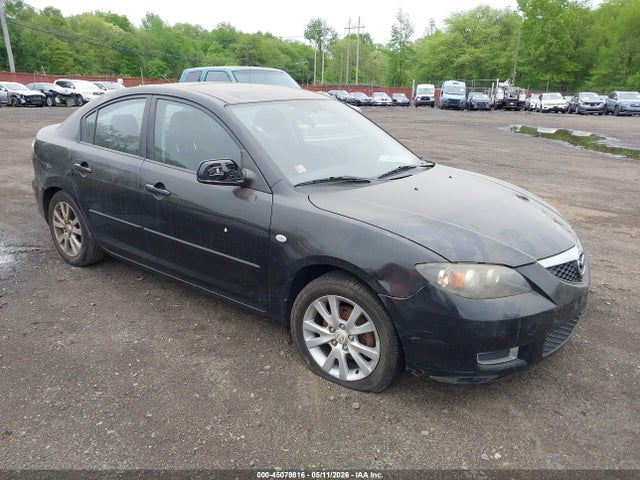Salvage Mazda Mazda3 Image
