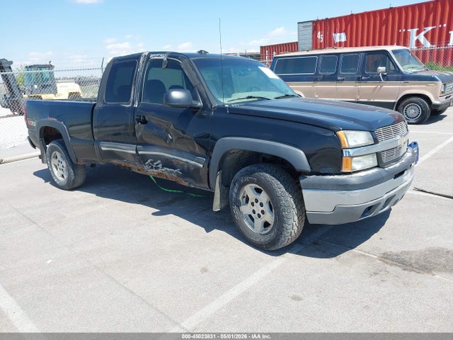 Salvage Chevrolet Silverado 1500 Image