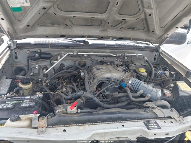 Nissan Frontier Xe-v6