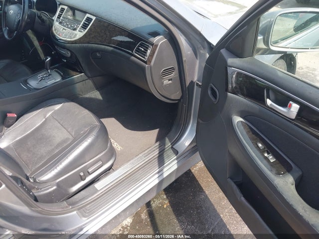 Hyundai Genesis 3.8
