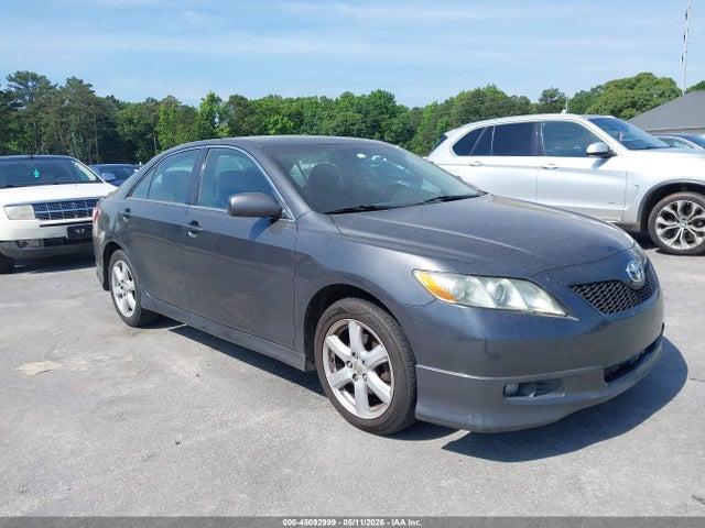 Salvage Toyota Camry Image