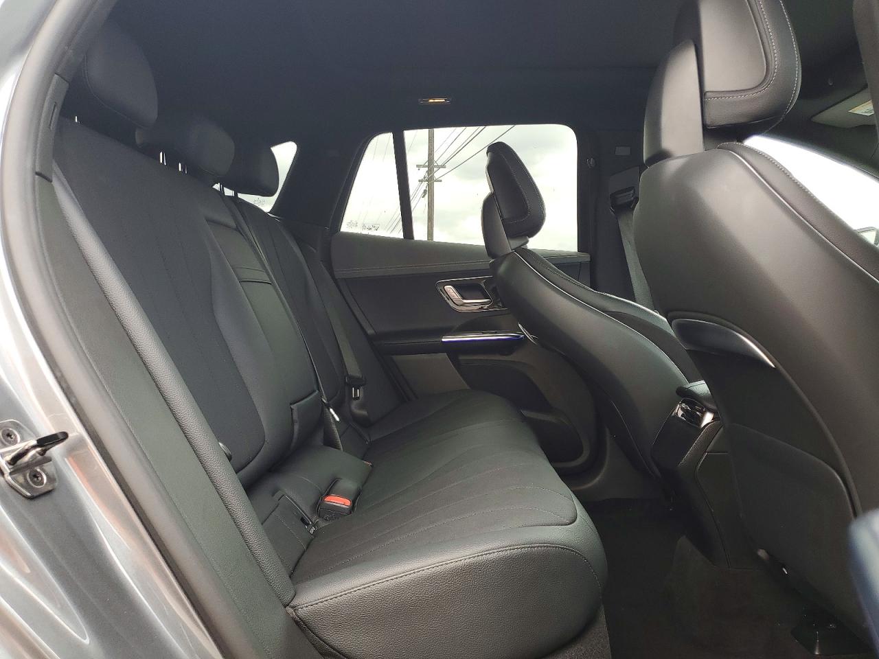 Mercedes-Benz EQE 350 4matic