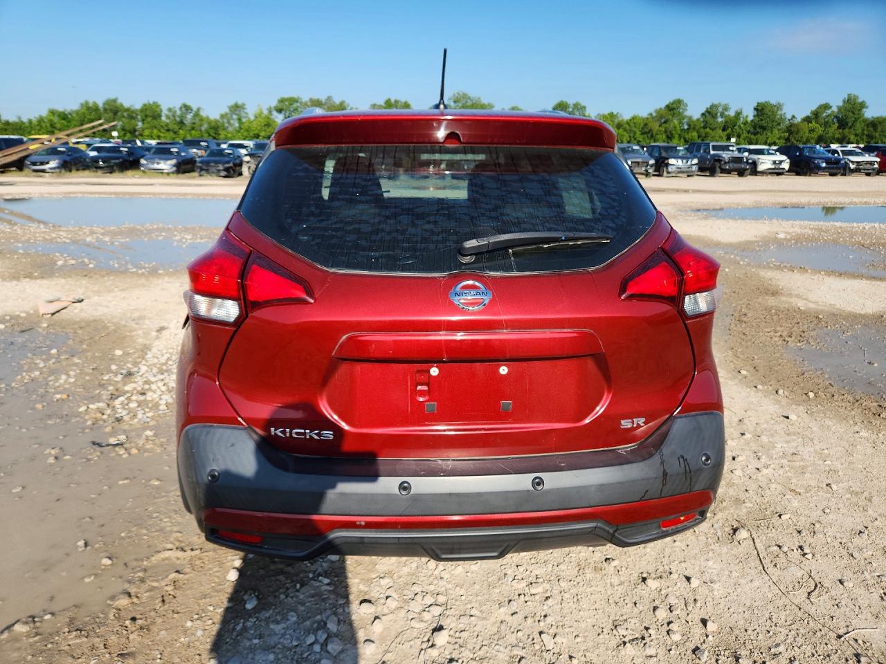 Nissan Kicks Sr