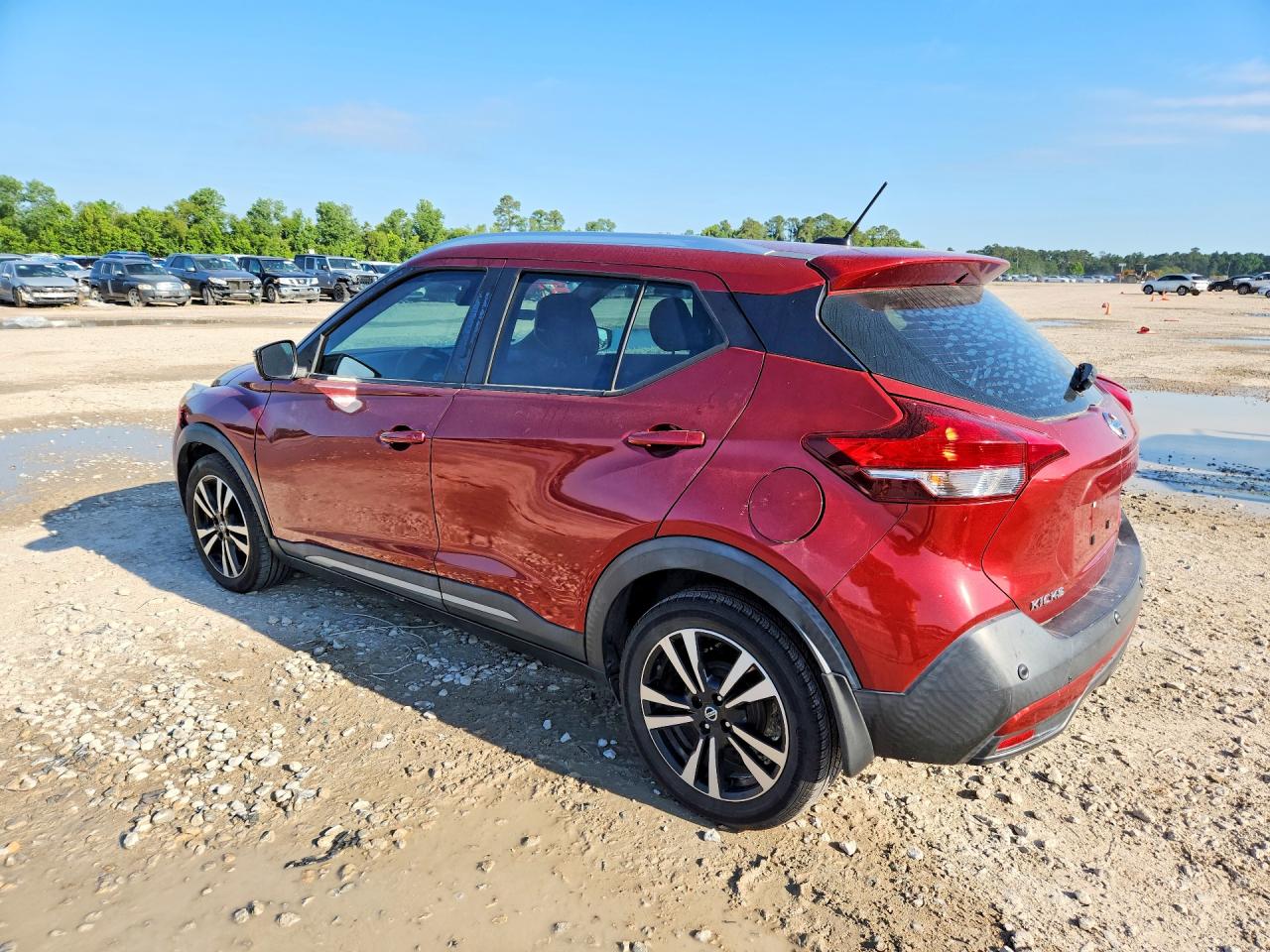 Nissan Kicks Sr