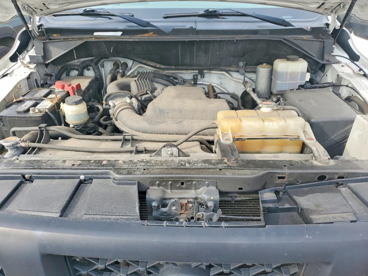 Nissan Nv