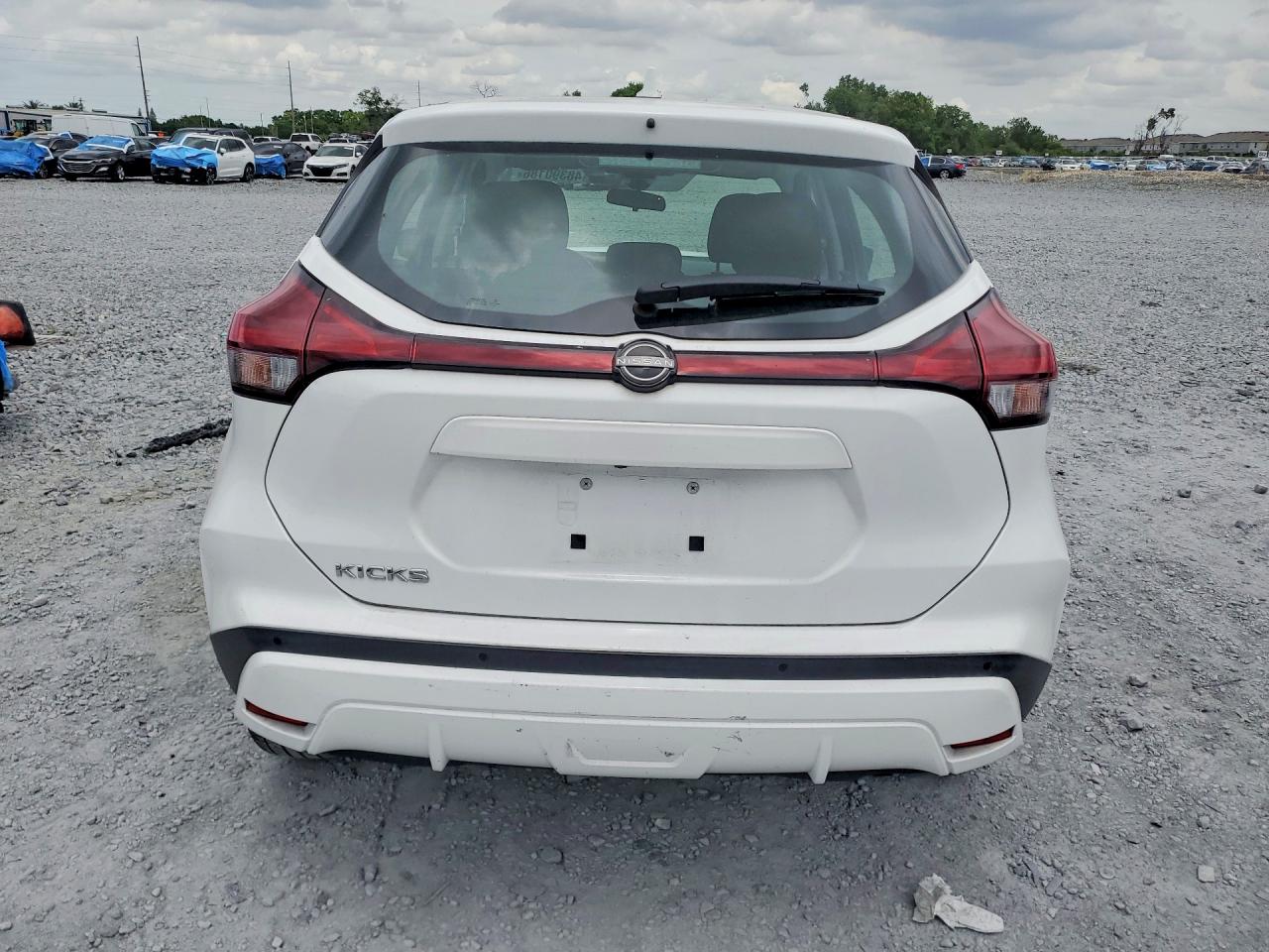 Nissan Kicks S